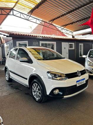 VOLKSWAGEN CROSSFOX 1.6 MI FLEX 8V 4P MANUAL VOLKSWAGEN CROSSFOX 1.6 MI FLEX 8V 4P MANUAL